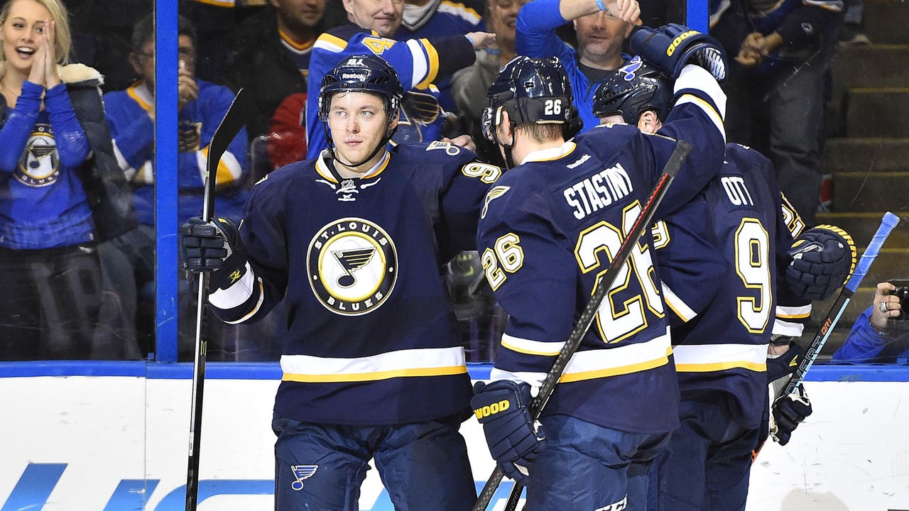 Tarasenko scores three goals in Blues' comeback win over Kings